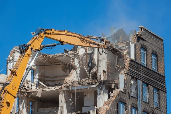 large-long-armed-demolition-machine-600nw-2473415605
