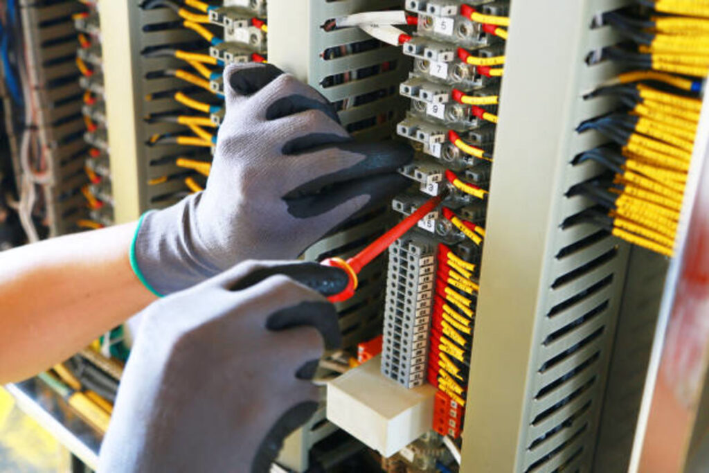 Electromechanical Equipment Installation & Maintenance 1